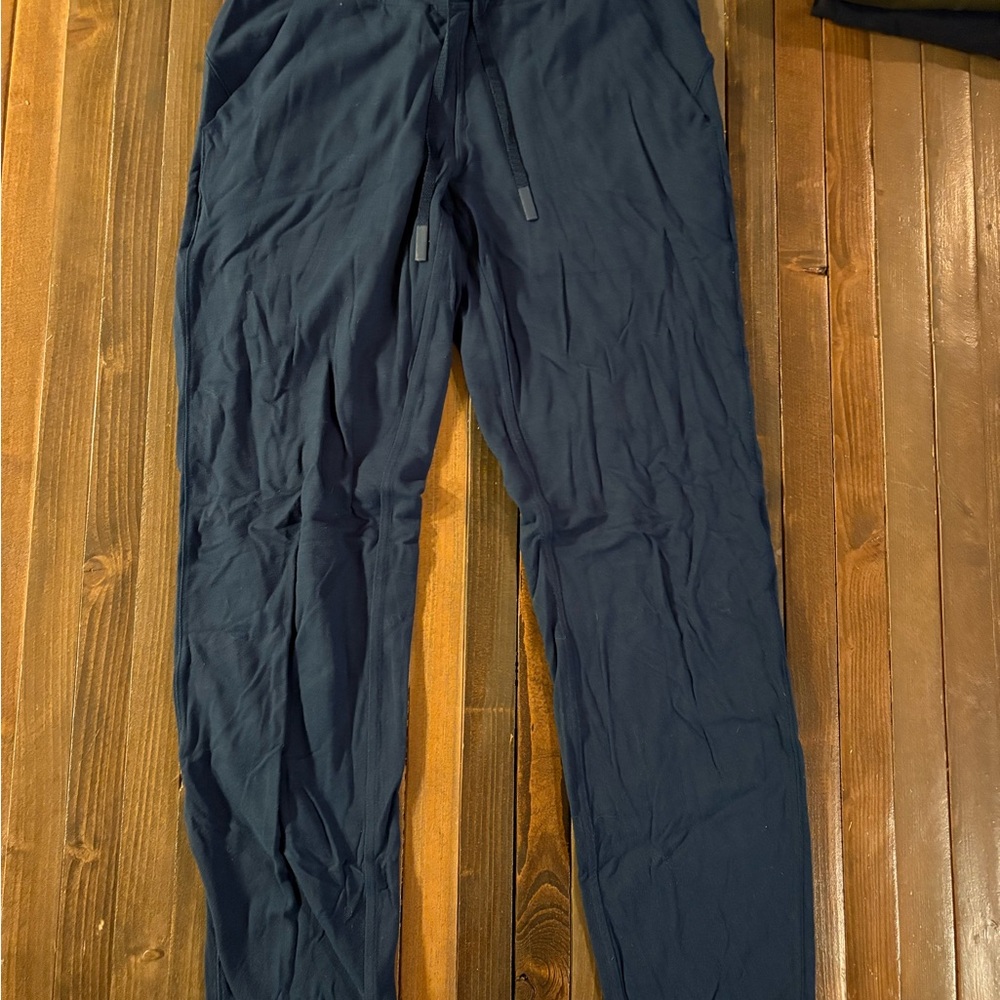 Lululemon joggers